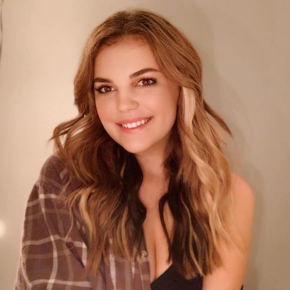 Meet your Posher, Kaylee - Picture 1 of 1